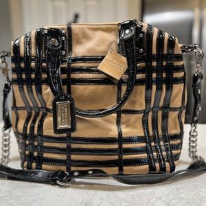 Badgley Mischka shoulder/tote bag new with tags
